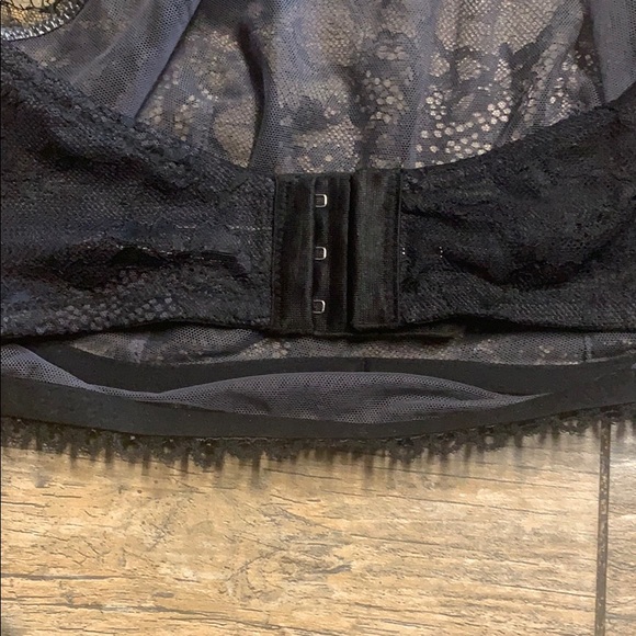 Victoria Secret Black Lace Halter Size 36DD Bra - Picture 5 of 5